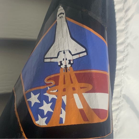 NASA Adult Medium Chemistry Size S Flags 1980 Spacelab Lightweight Hoodie Jacket - Picture 9 of 10